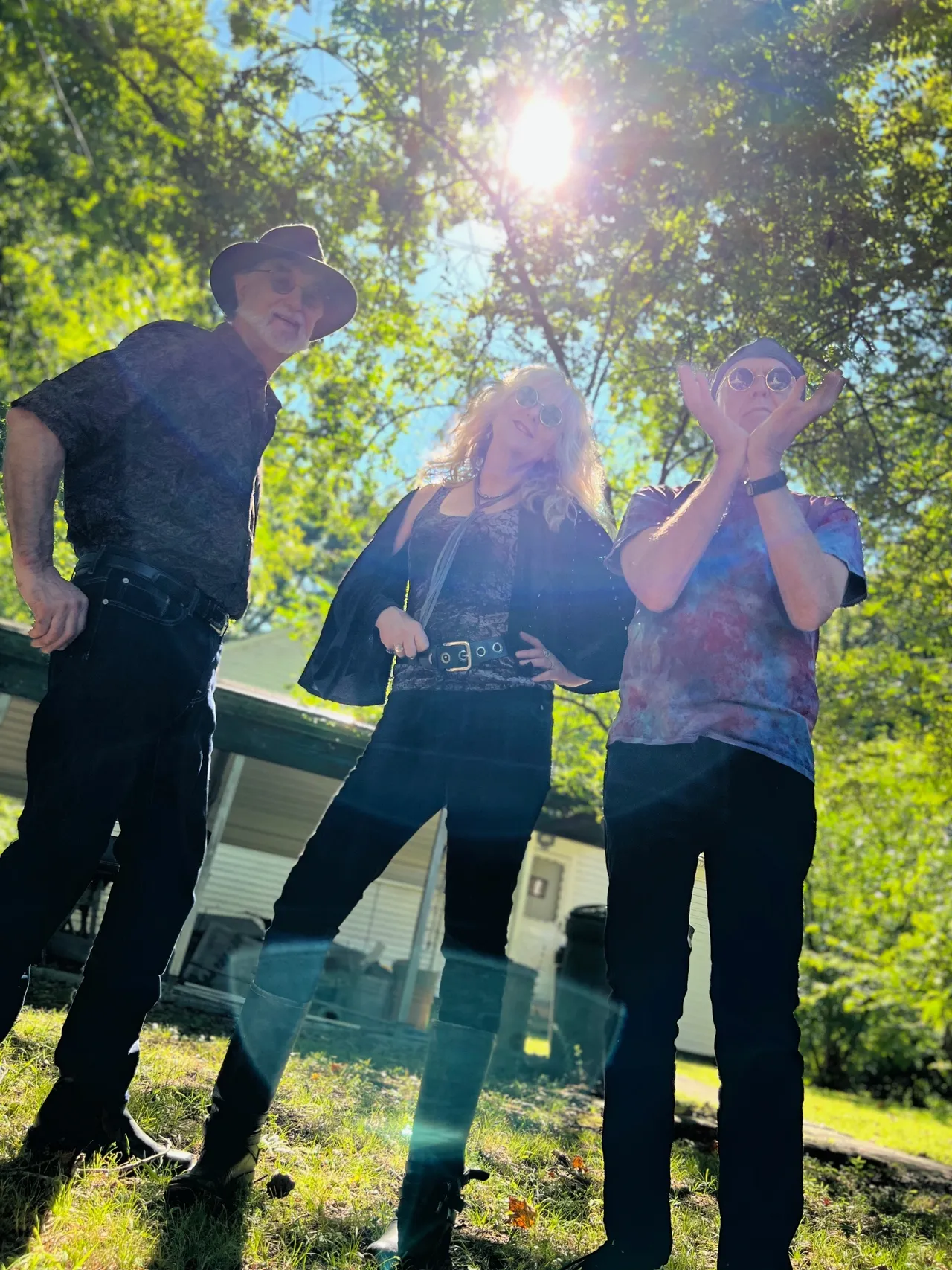 ROXERCAT Nashville based rock band released their debut single