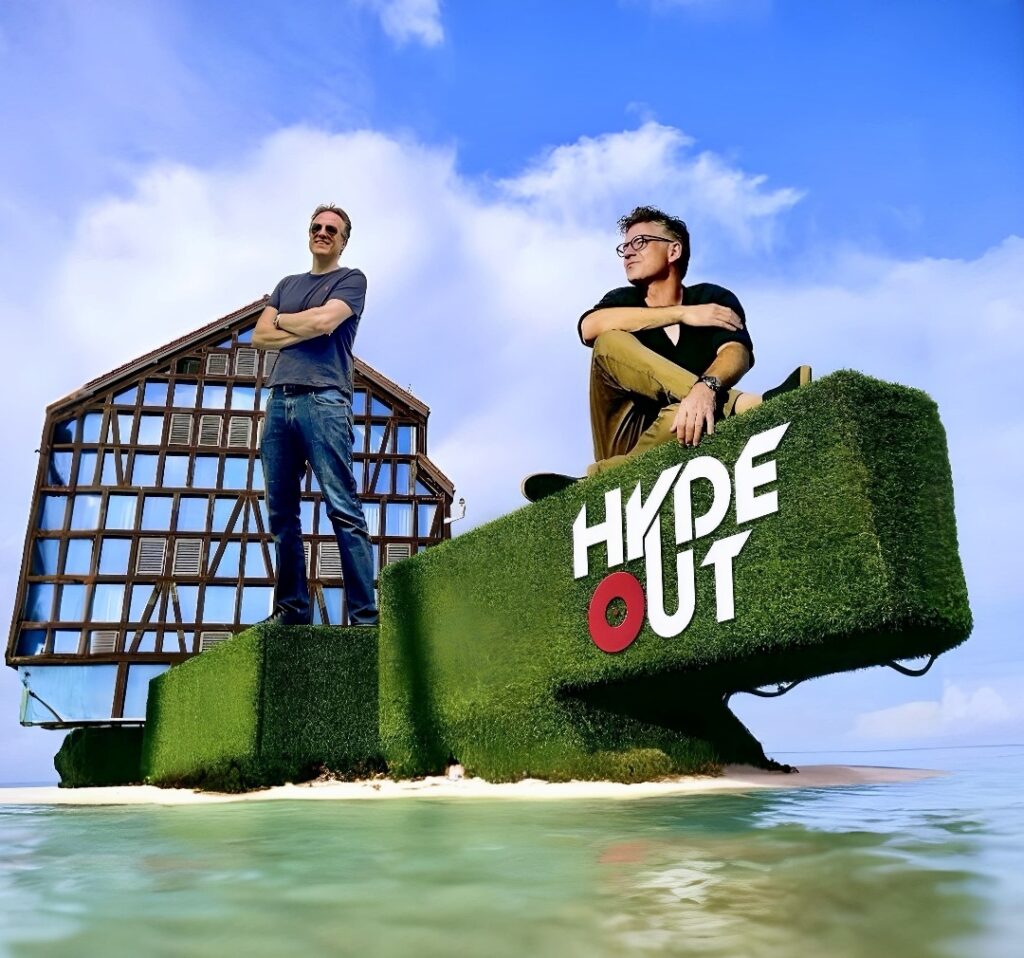 1000121674 Hyde Out