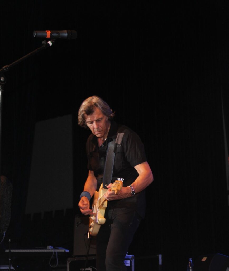 1000132769 Jeff Christie