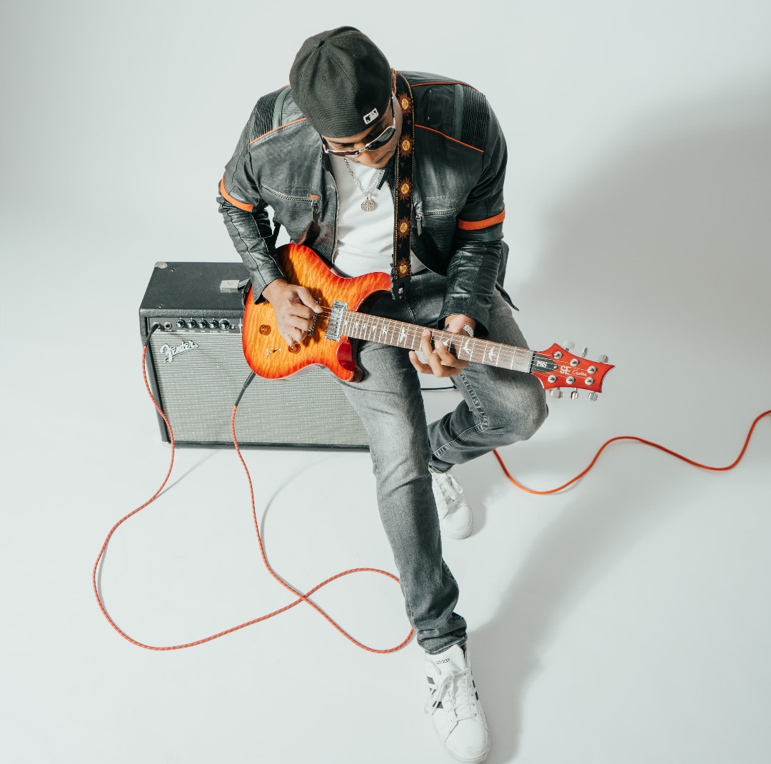 Javi Carabalí’s “Tripletazo #2 Con Tu Amor” EP: A Genre-Defying Rock/Pop Journey Through Love and Rhythm
