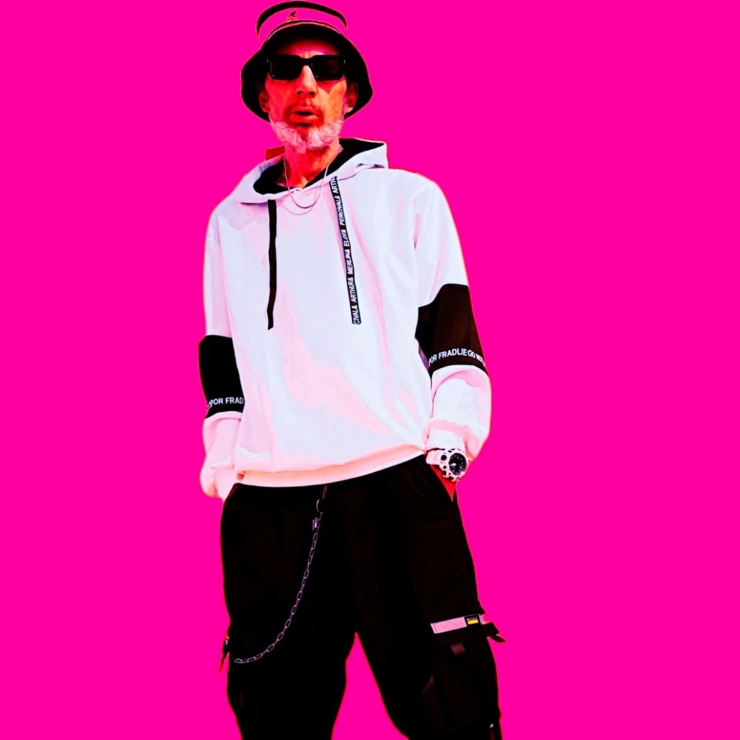 Pankow_77c – TAXI DRIVER.EXE [Are you talking to me or to the Feed?]