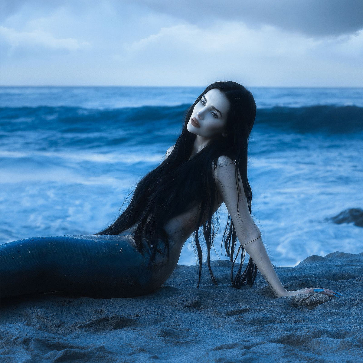 Ethereal Grace and Quiet Power: Siren – Siren Heroine II